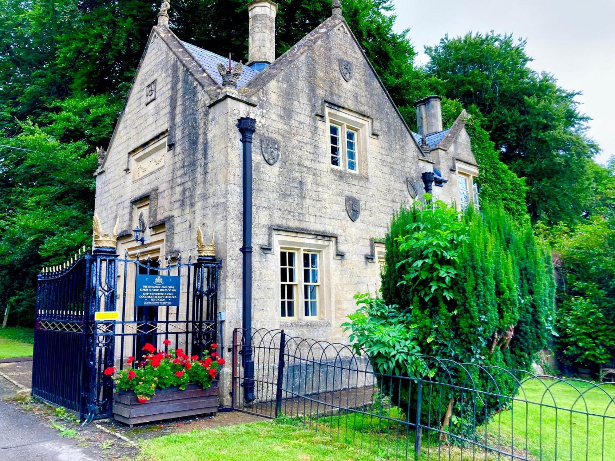 Orchardleigh Estate Hotel Frome Exterior foto