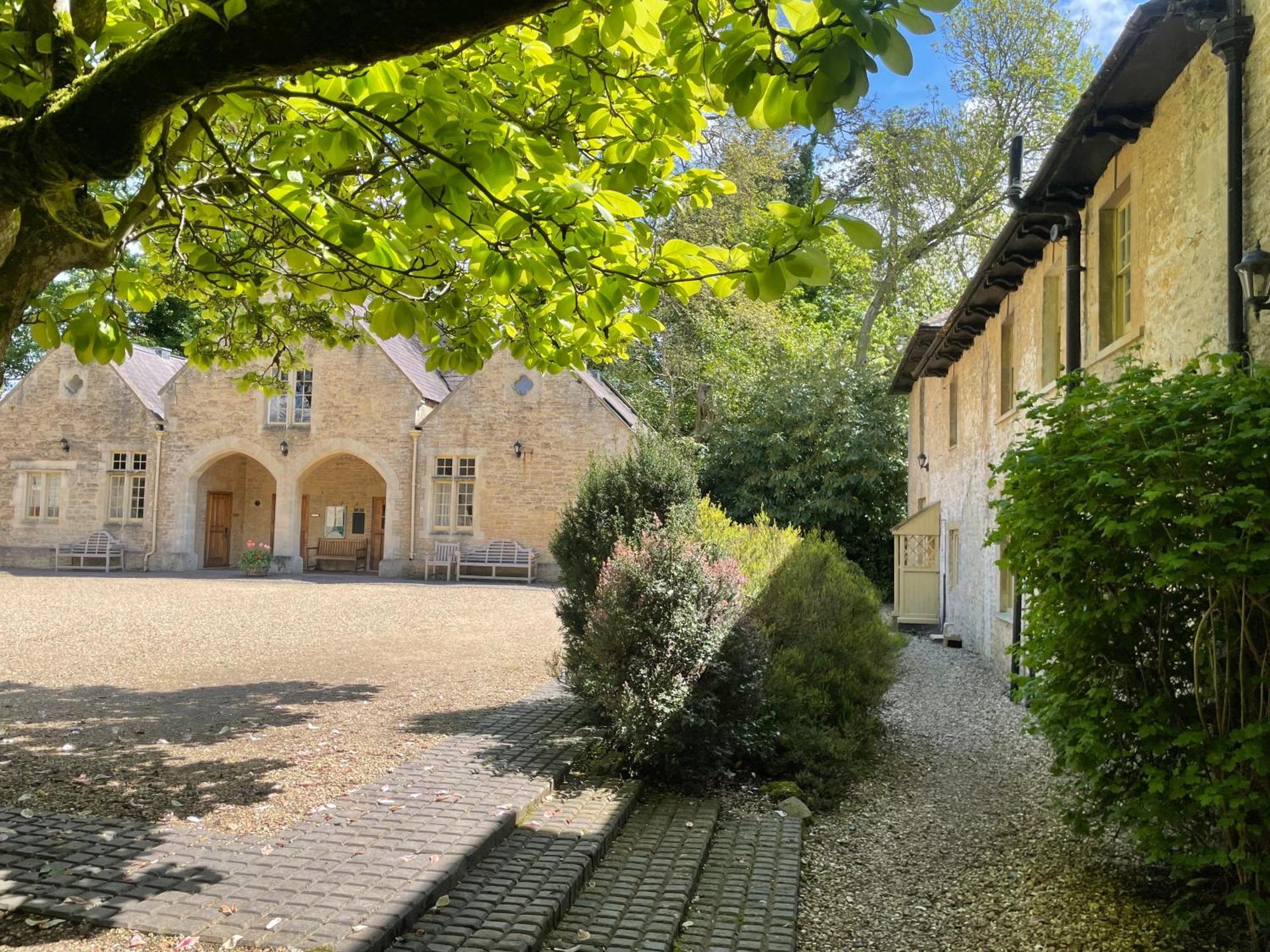 Orchardleigh Estate Hotel Frome Exterior foto